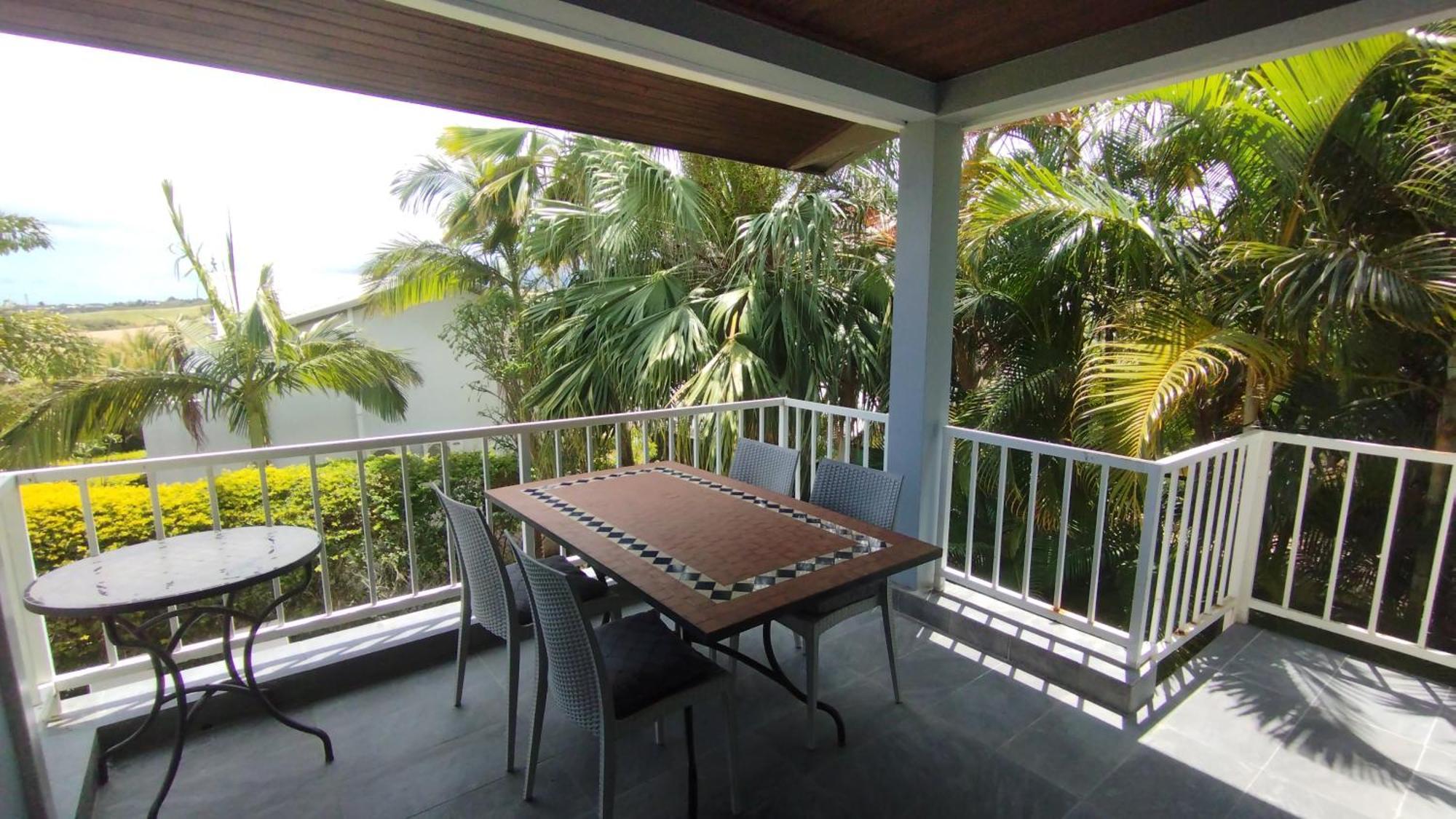 F2 Residence Oasis Terre Rouge A Saint Pierre Zewnętrze zdjęcie