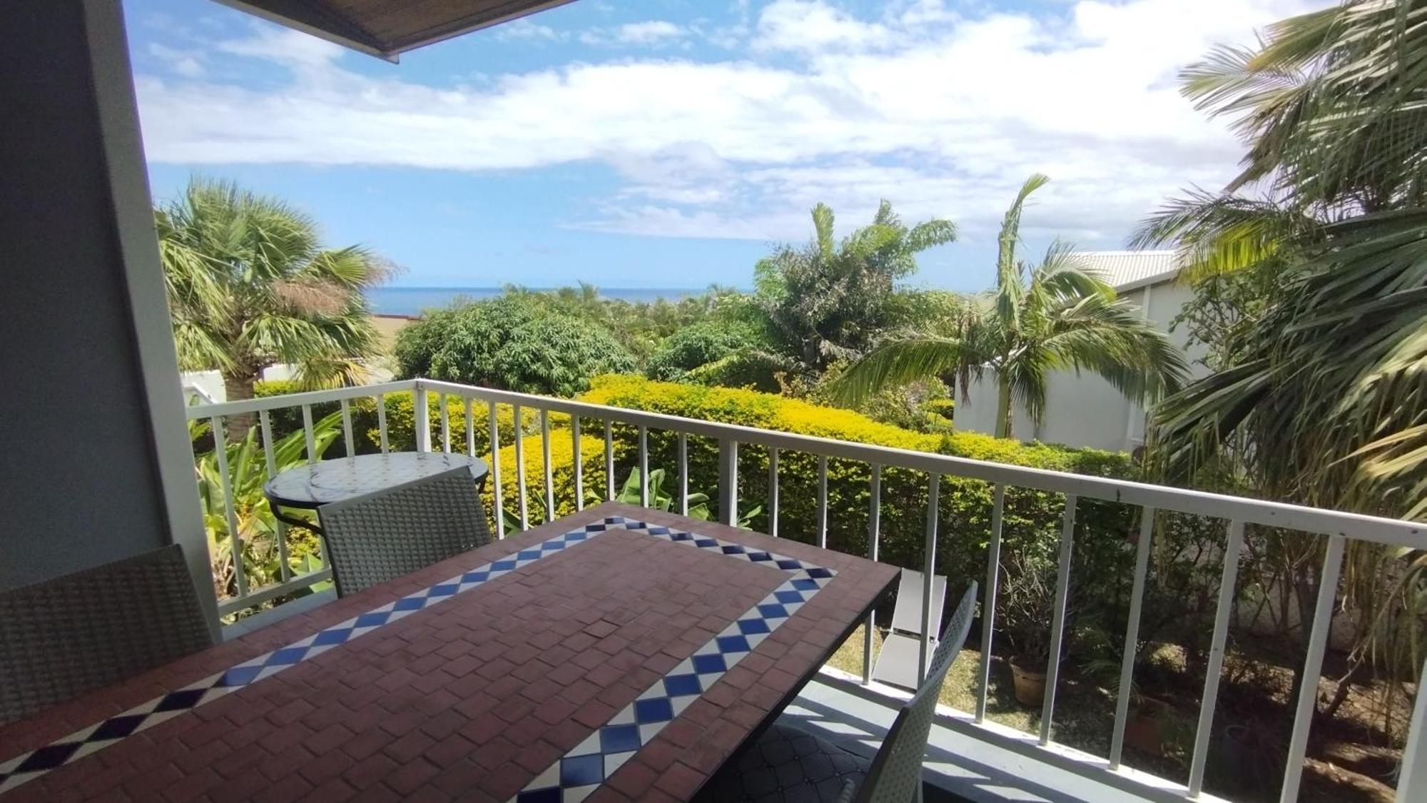 F2 Residence Oasis Terre Rouge A Saint Pierre Zewnętrze zdjęcie